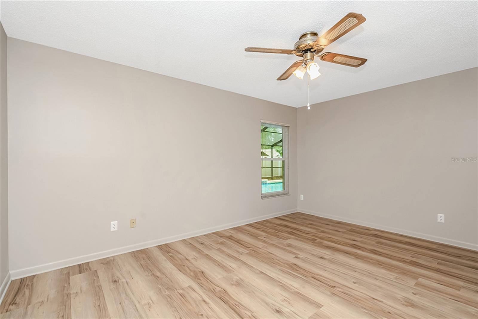 17717 CRANBROOK DR — photo 26