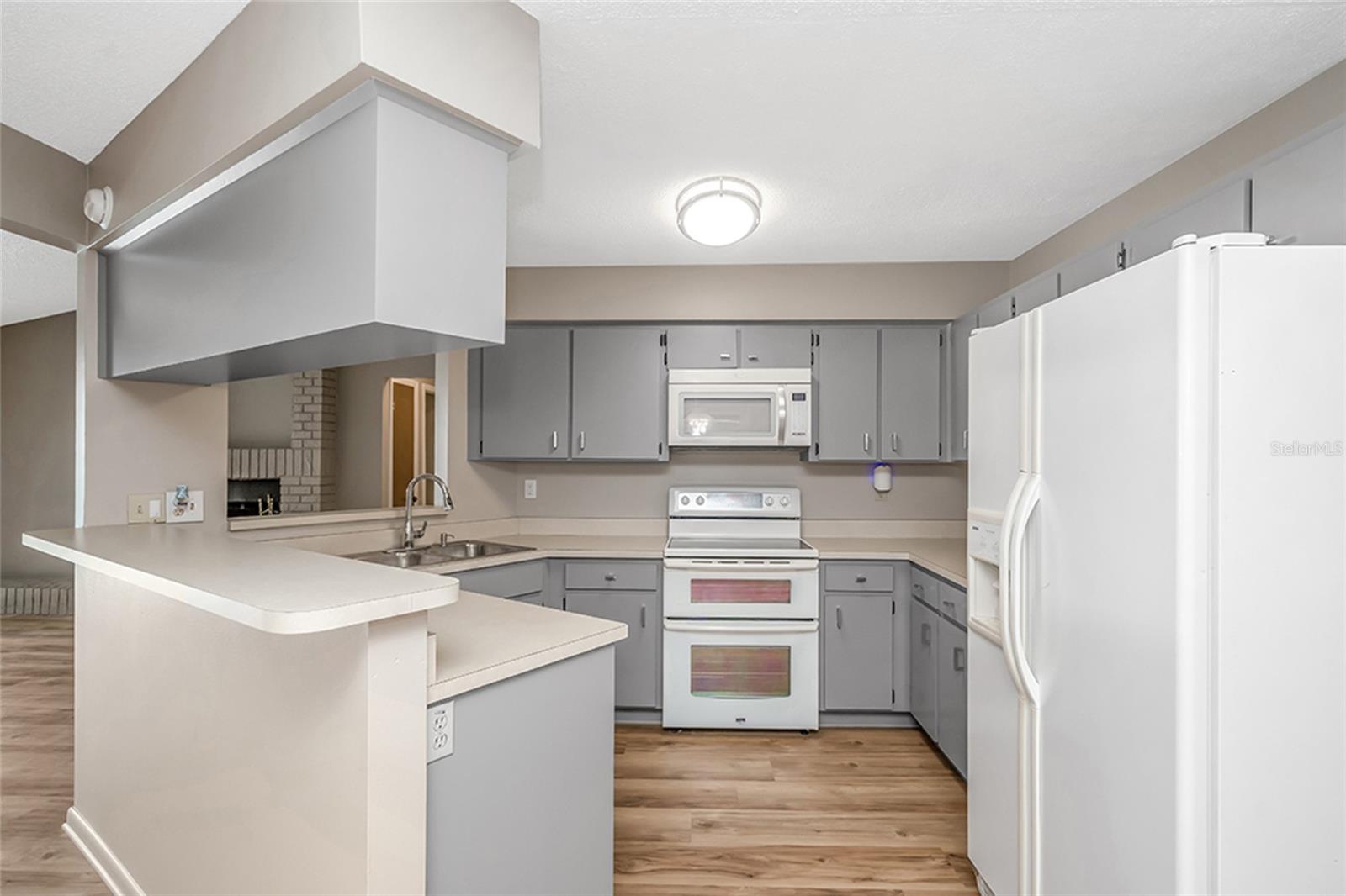 17717 CRANBROOK DR — photo 17