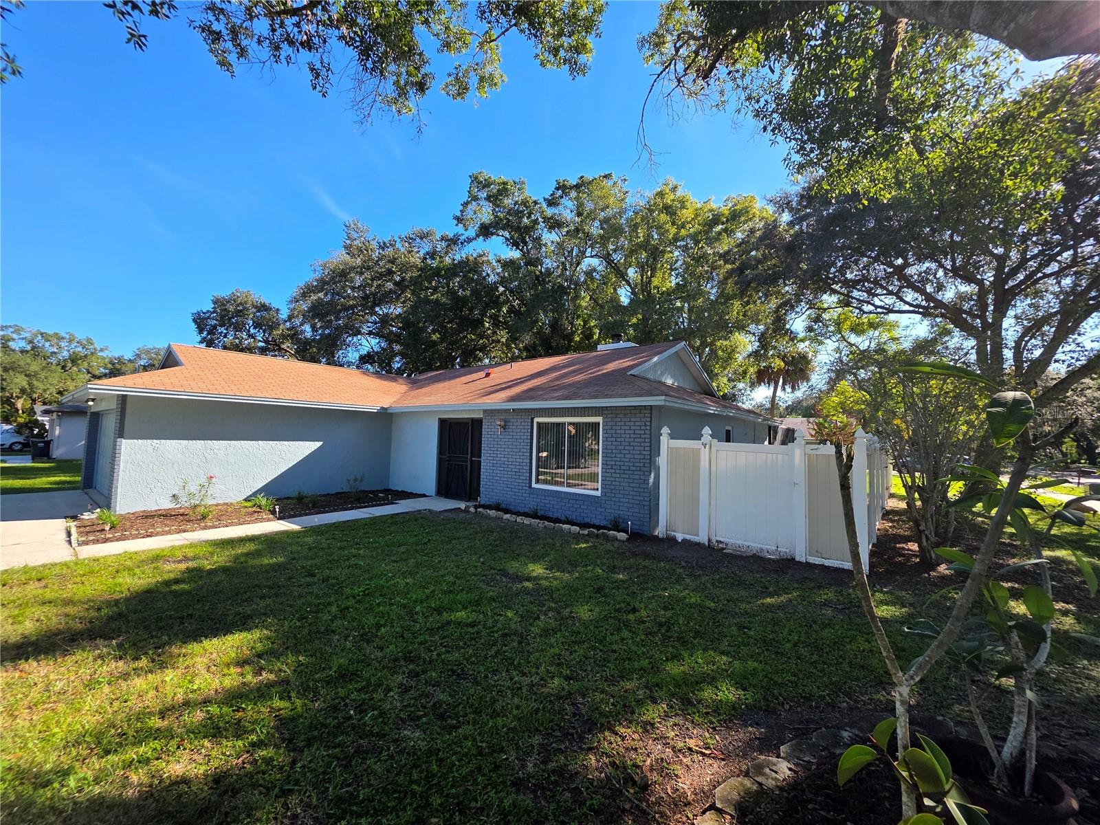 17717 CRANBROOK DR — photo 4