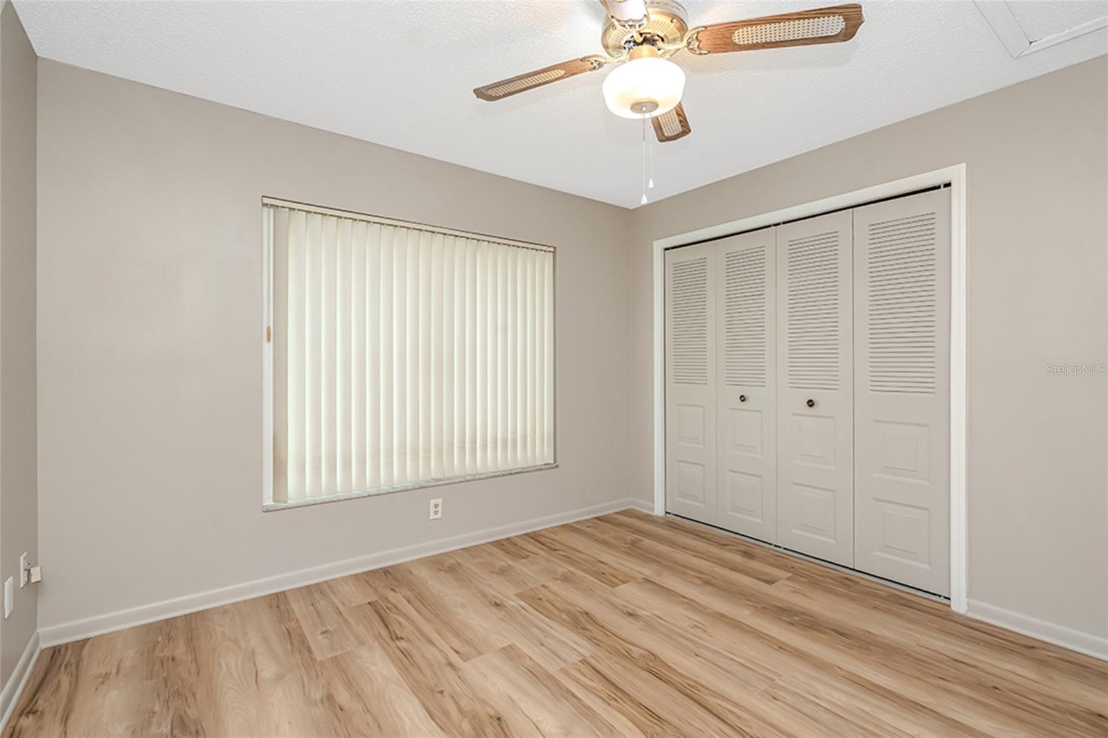 17717 CRANBROOK DR — photo 29
