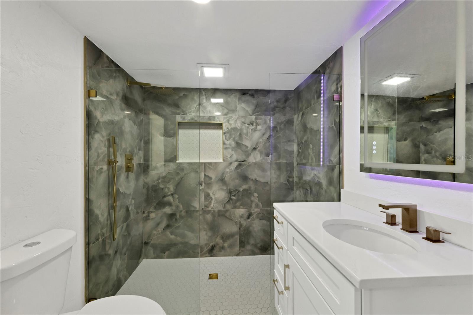 2839 OLYMPIC ST — photo 22