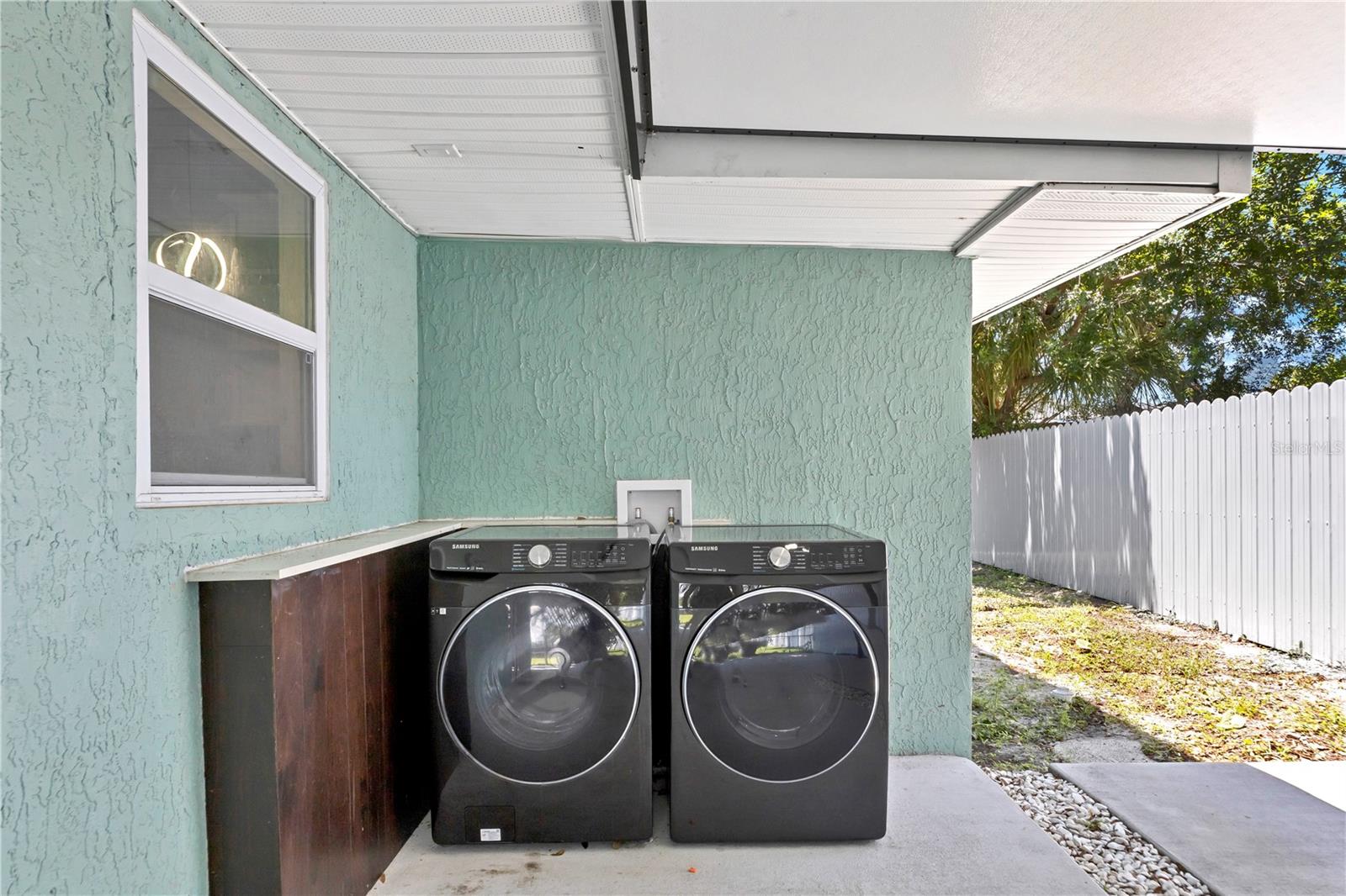 2839 OLYMPIC ST — photo 35