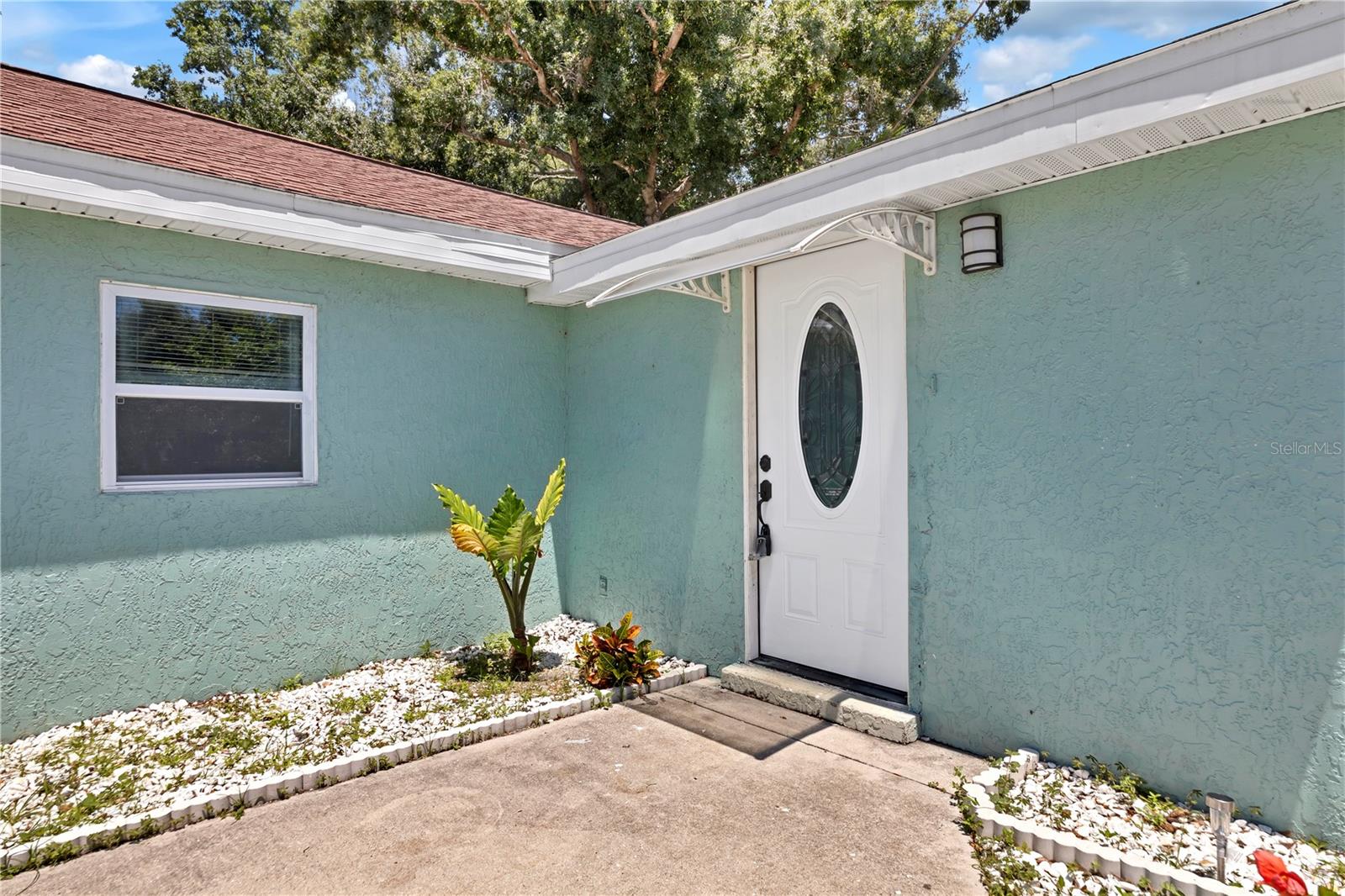 2839 OLYMPIC ST — photo 2