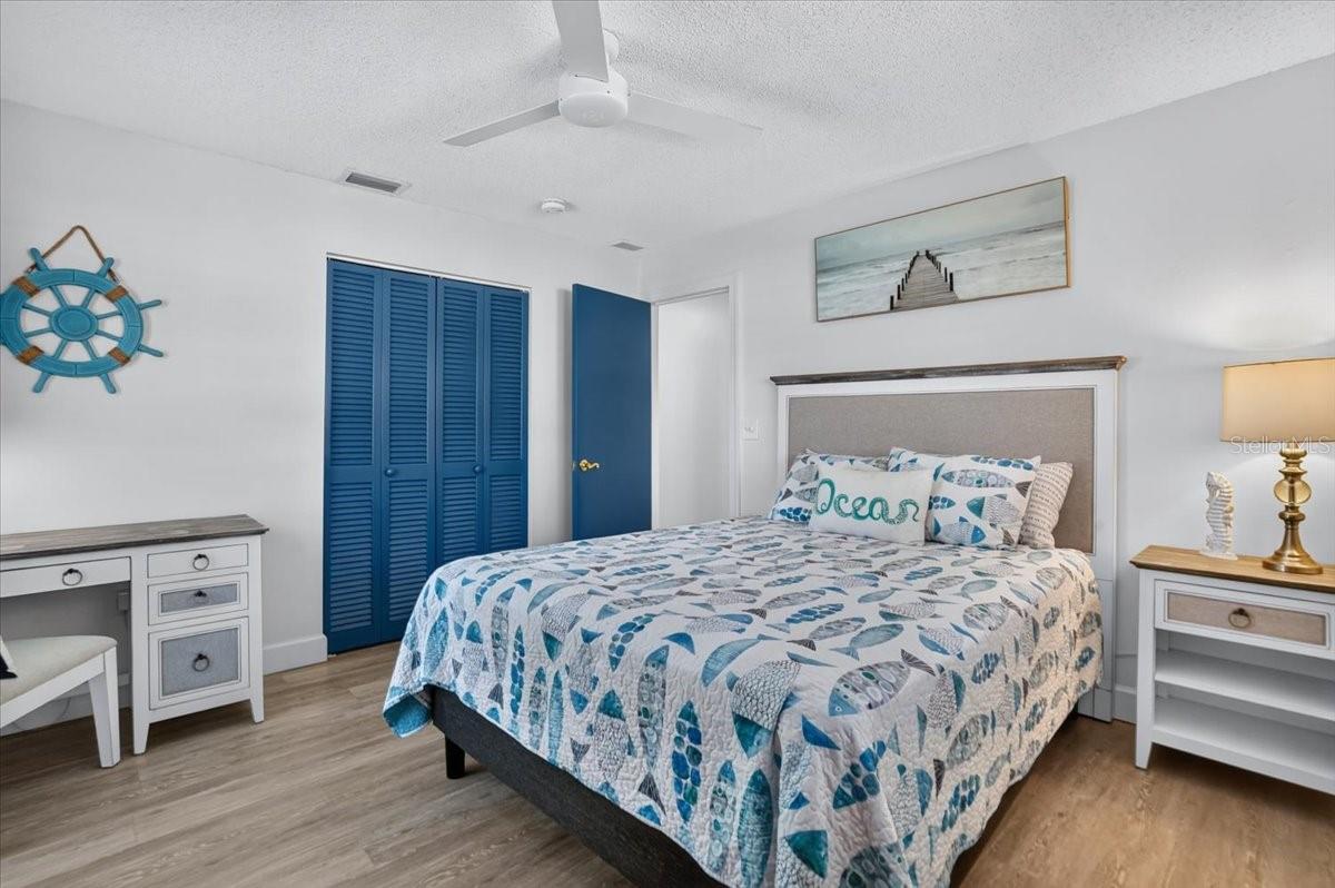 5016 MANGROVE POINT RD — photo 26