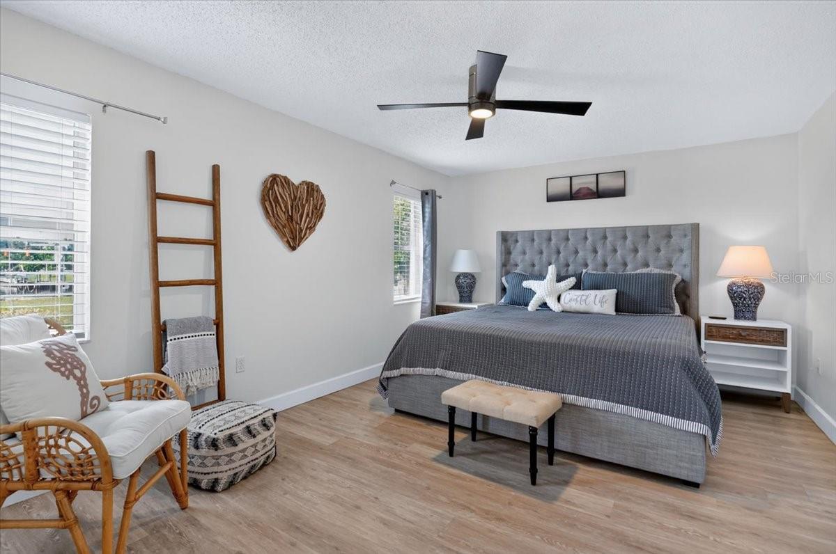 5016 MANGROVE POINT RD — photo 22