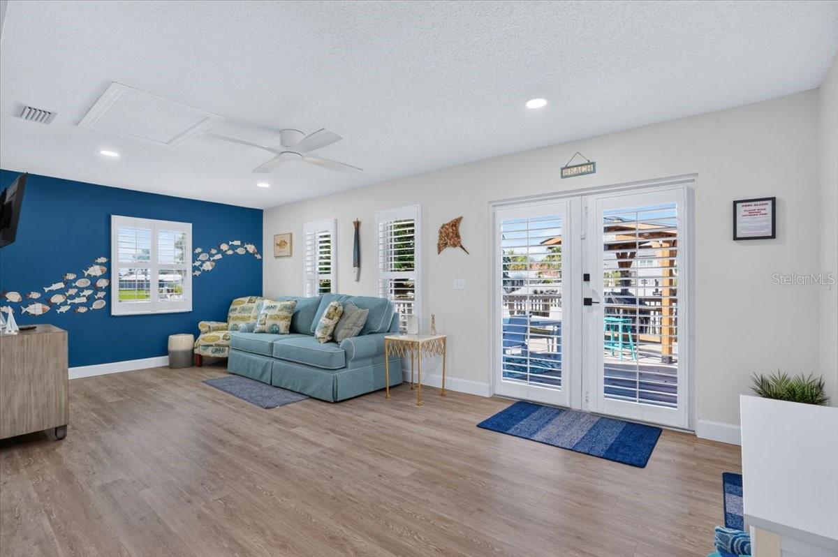 5016 MANGROVE POINT RD — photo 18