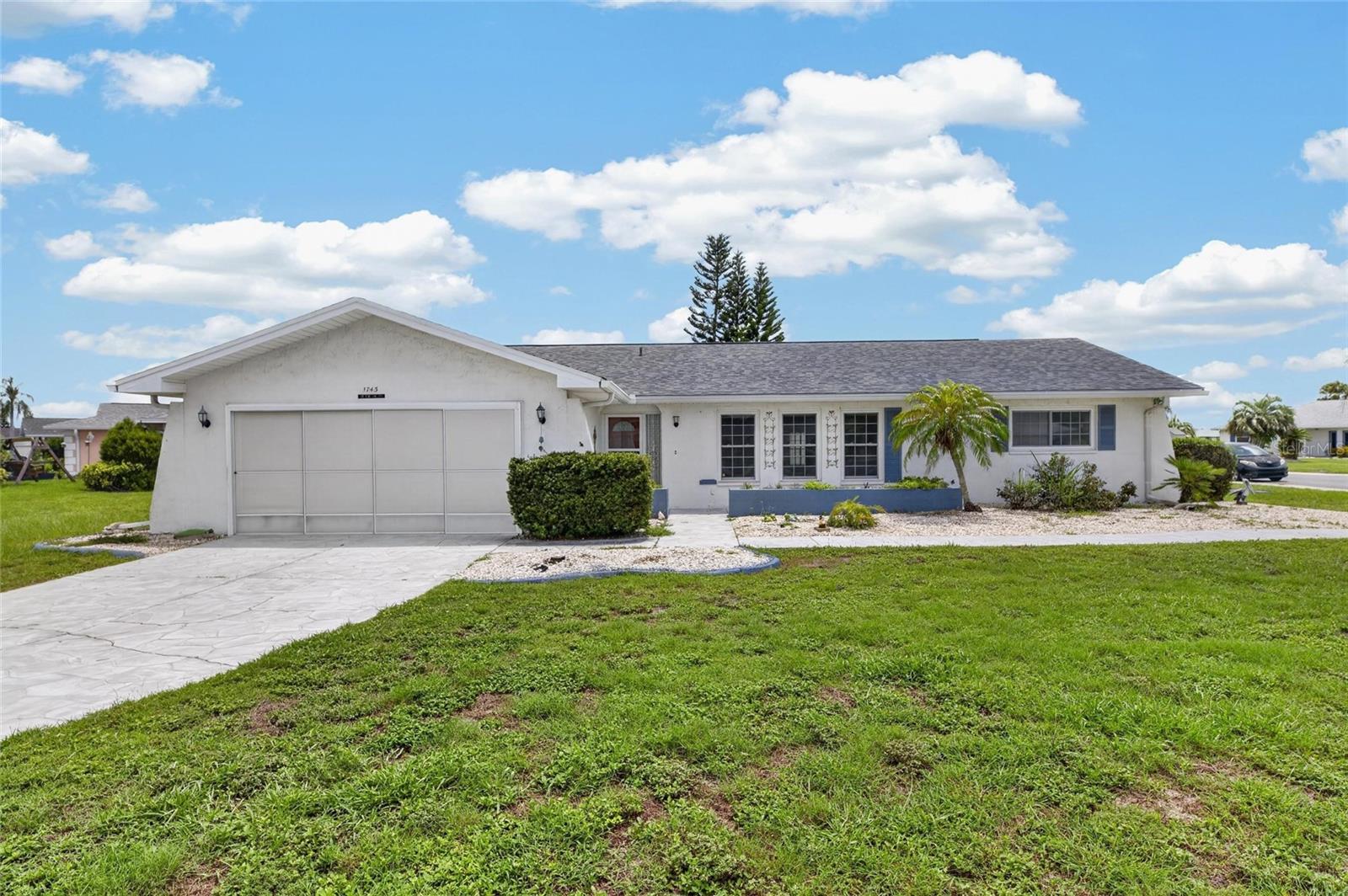 1743 COCO PALM CIR — photo 2