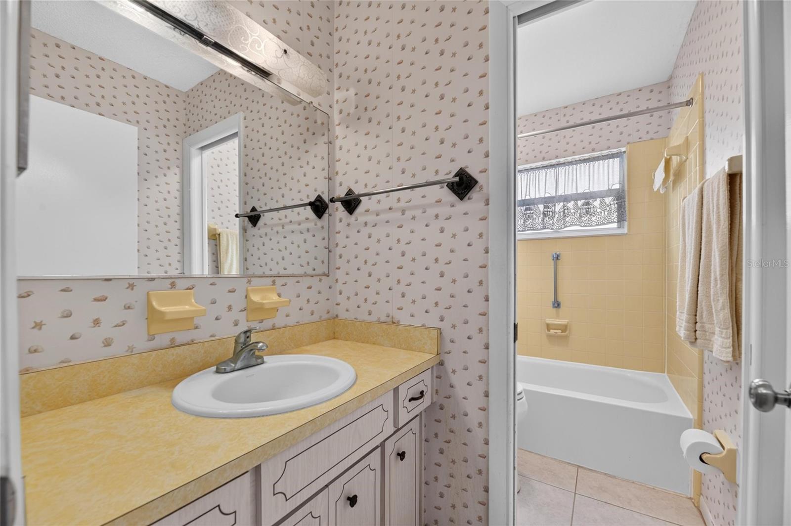 1743 COCO PALM CIR — photo 15