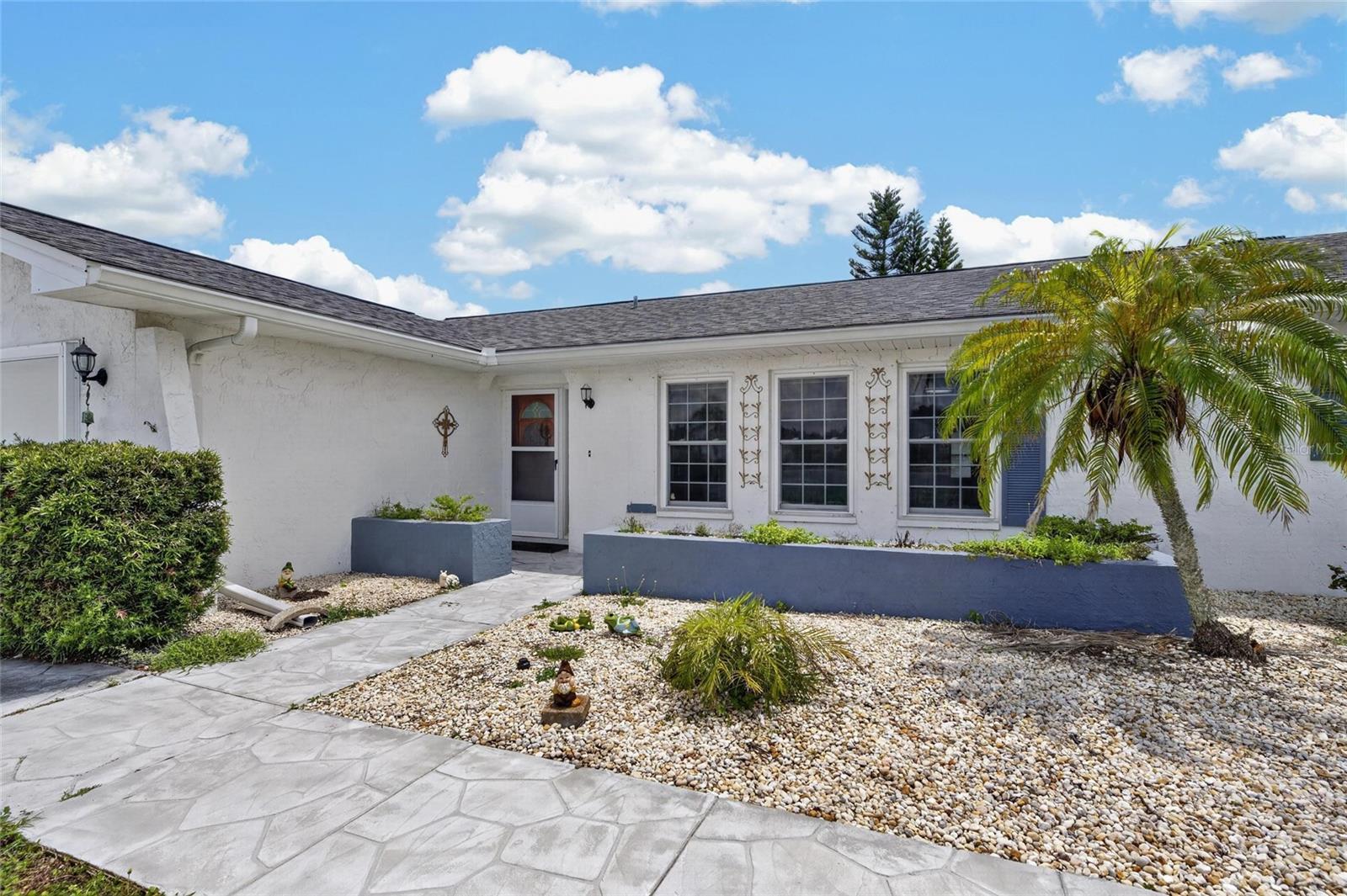 1743 COCO PALM CIR — photo 3