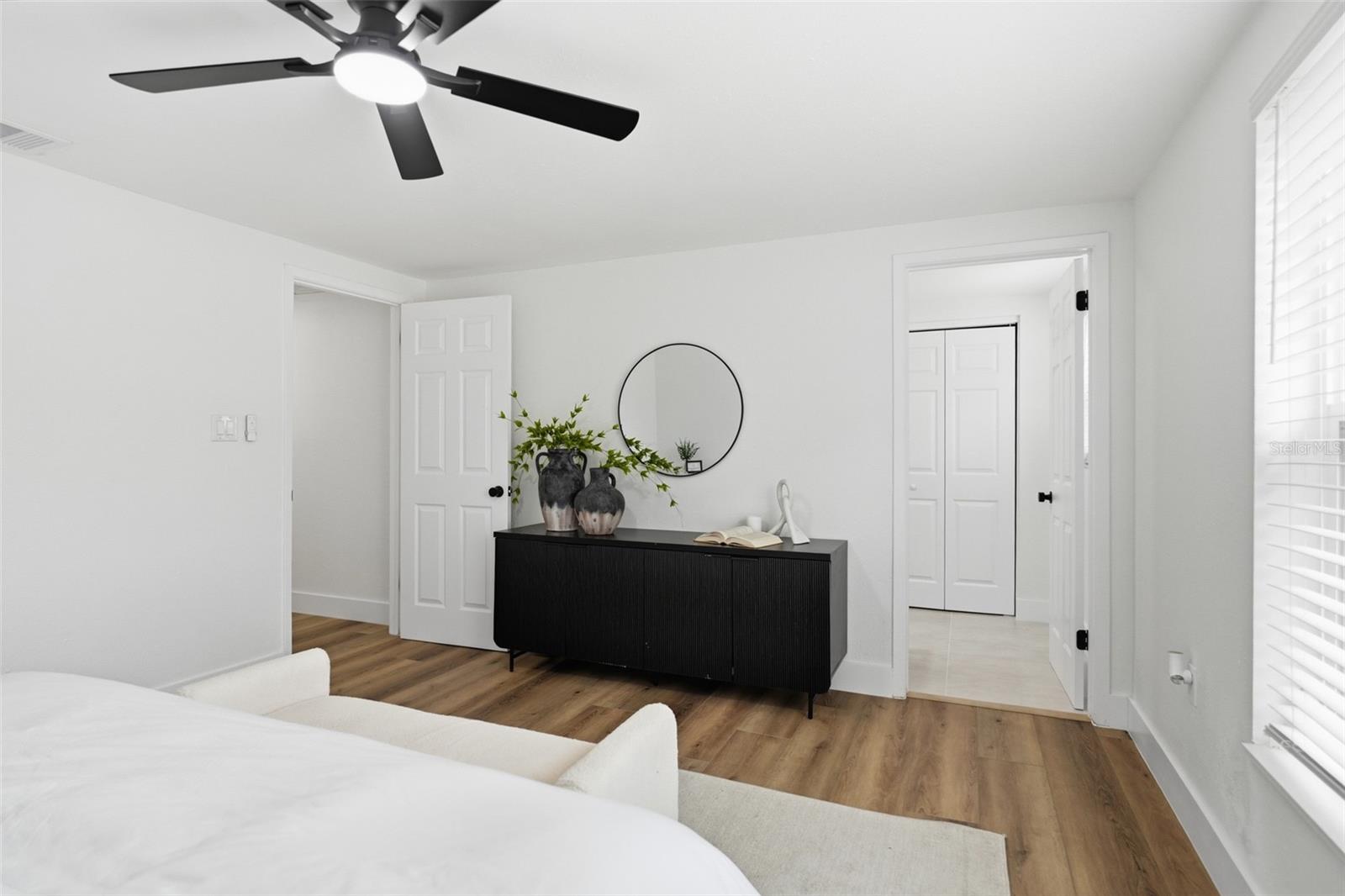 2338 MEADOWBROOK DR — photo 43