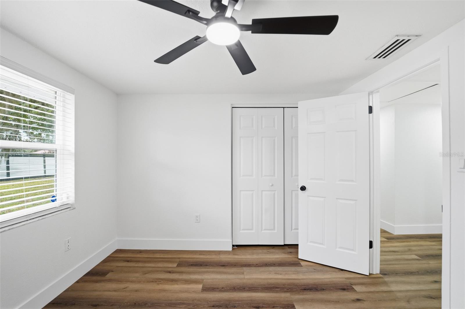 2338 MEADOWBROOK DR — photo 39
