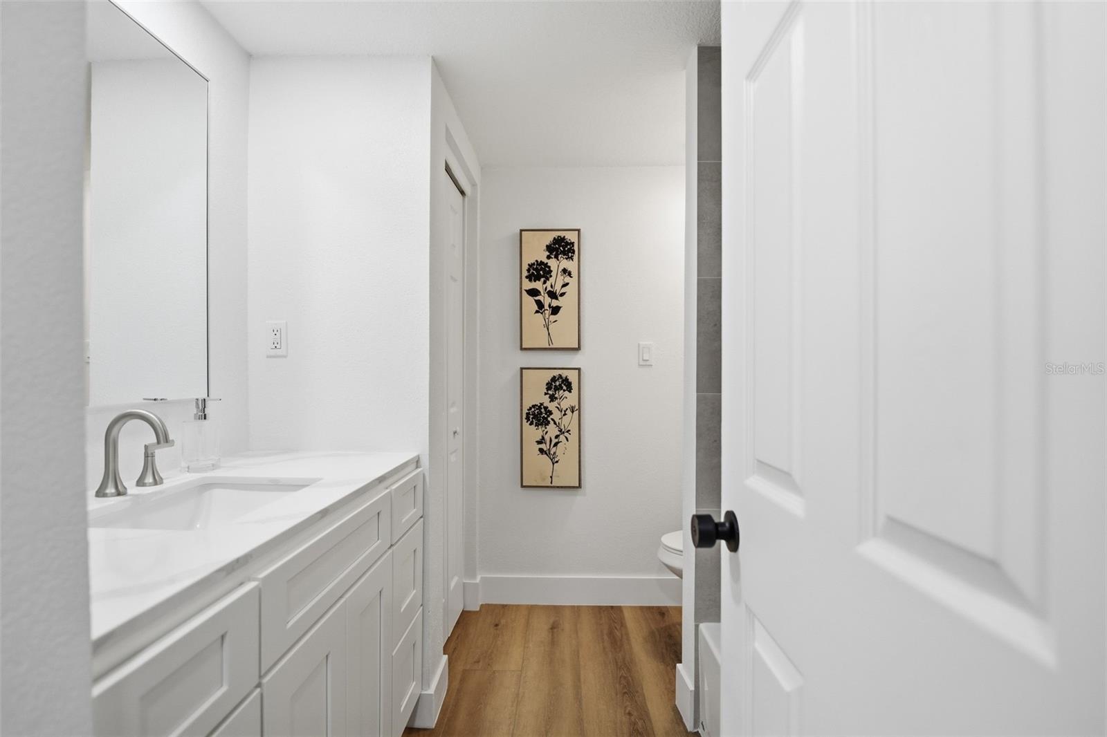 2338 MEADOWBROOK DR — photo 40