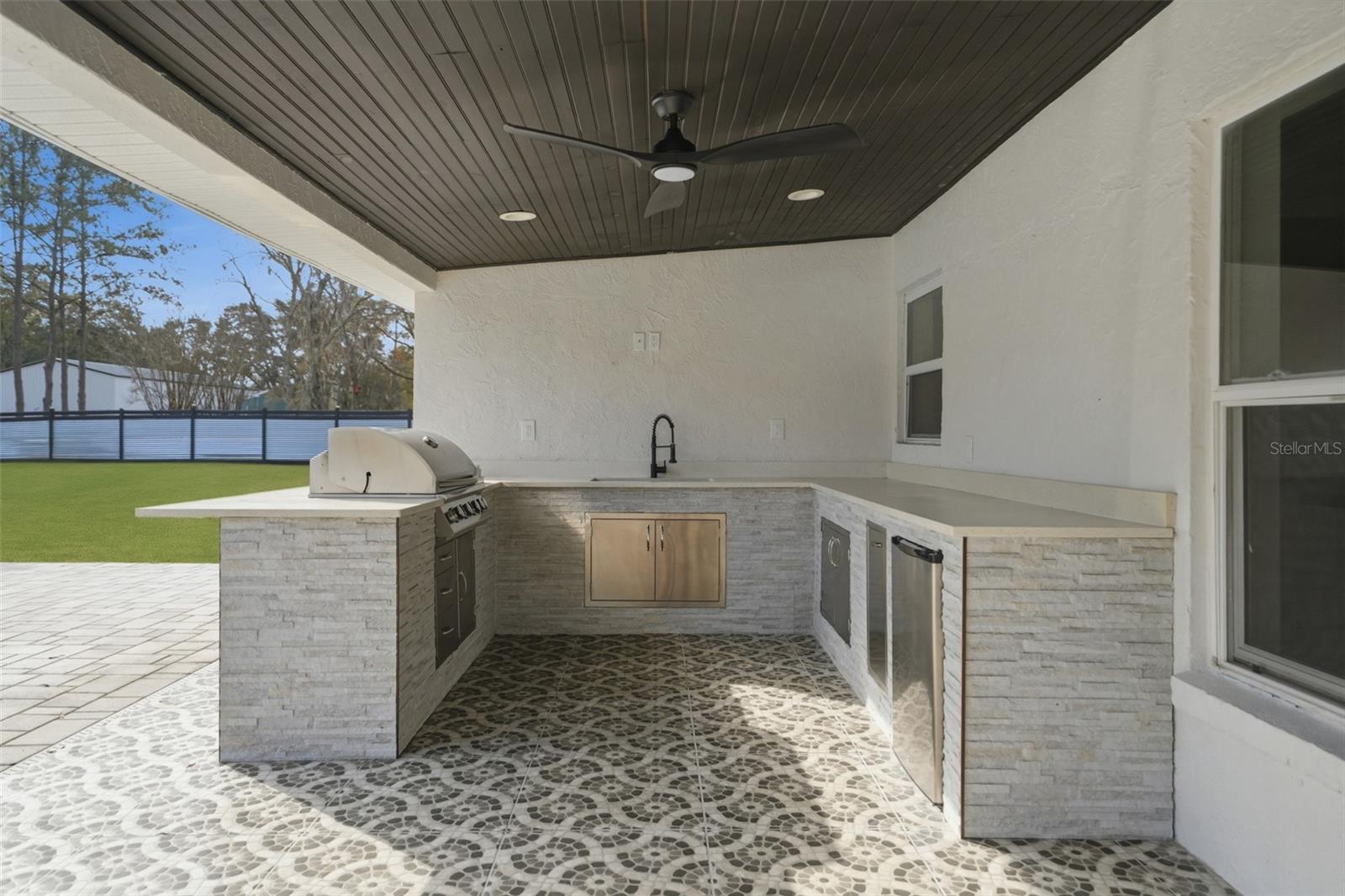 2338 MEADOWBROOK DR — photo 54