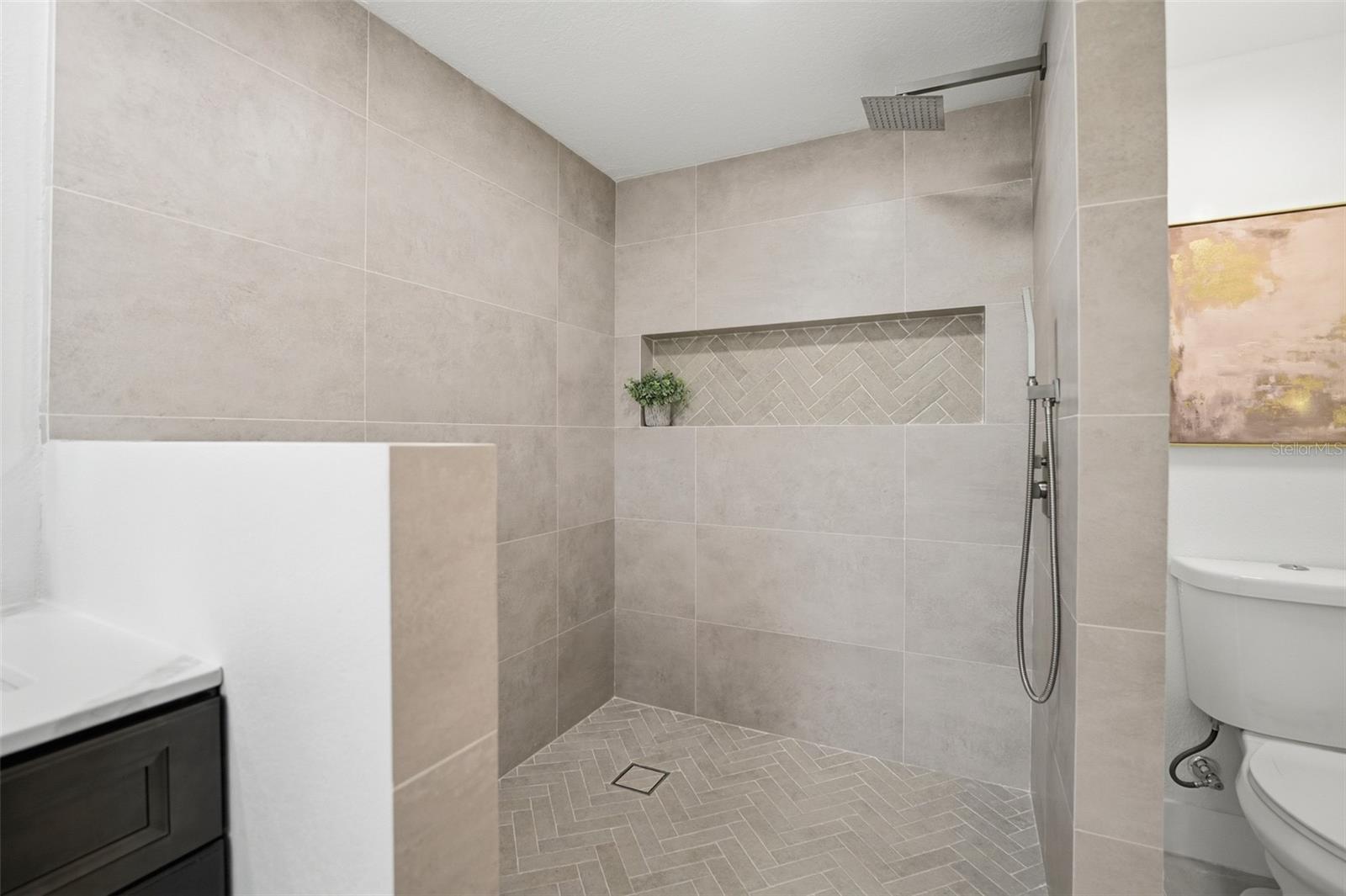 2338 MEADOWBROOK DR — photo 47