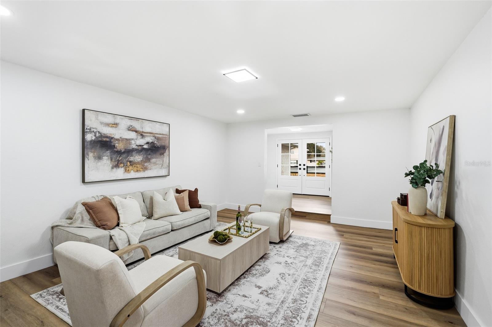 2338 MEADOWBROOK DR — photo 11