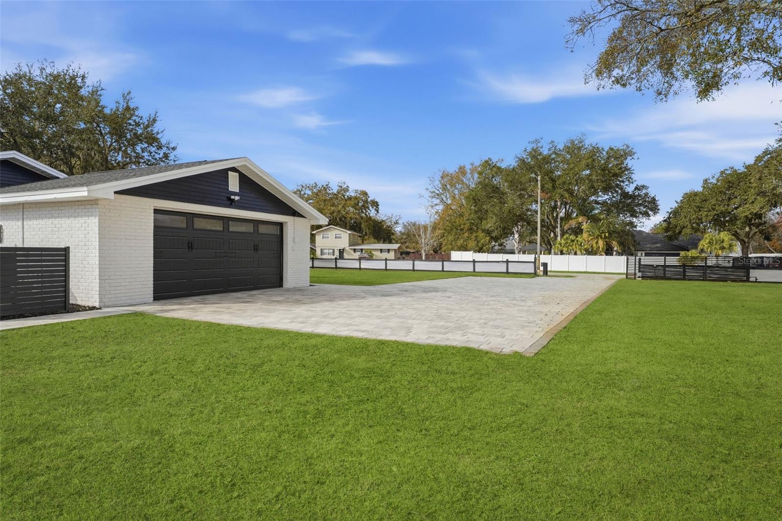 2338 MEADOWBROOK DR — photo 6