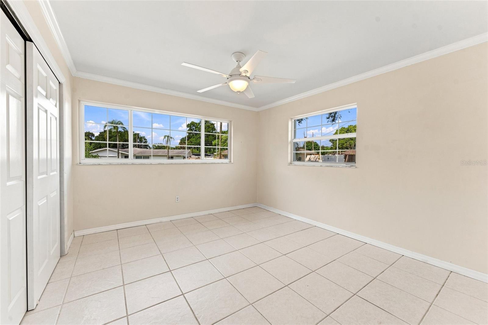 1773 LONDON LN — photo 40