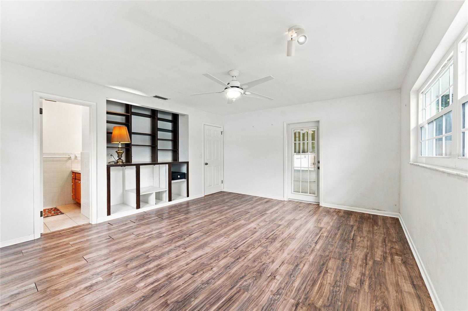 1773 LONDON LN — photo 34