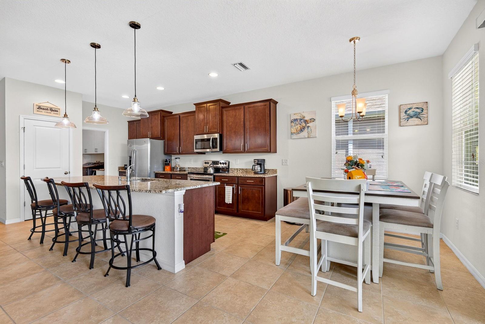 6435 DEVESTA LOOP — photo 7
