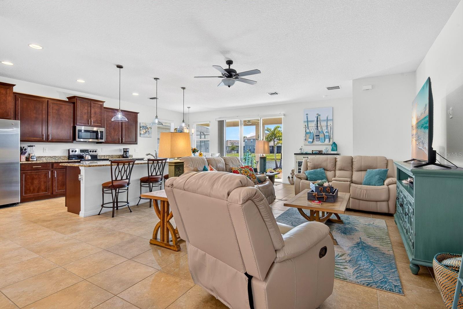 6435 DEVESTA LOOP — photo 36