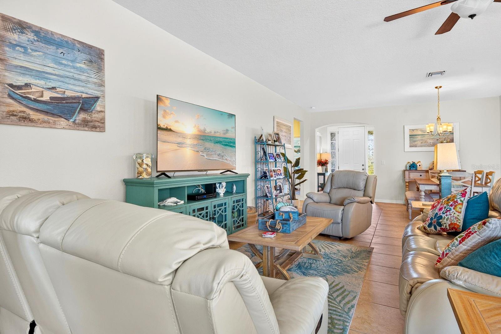 6435 DEVESTA LOOP — photo 35