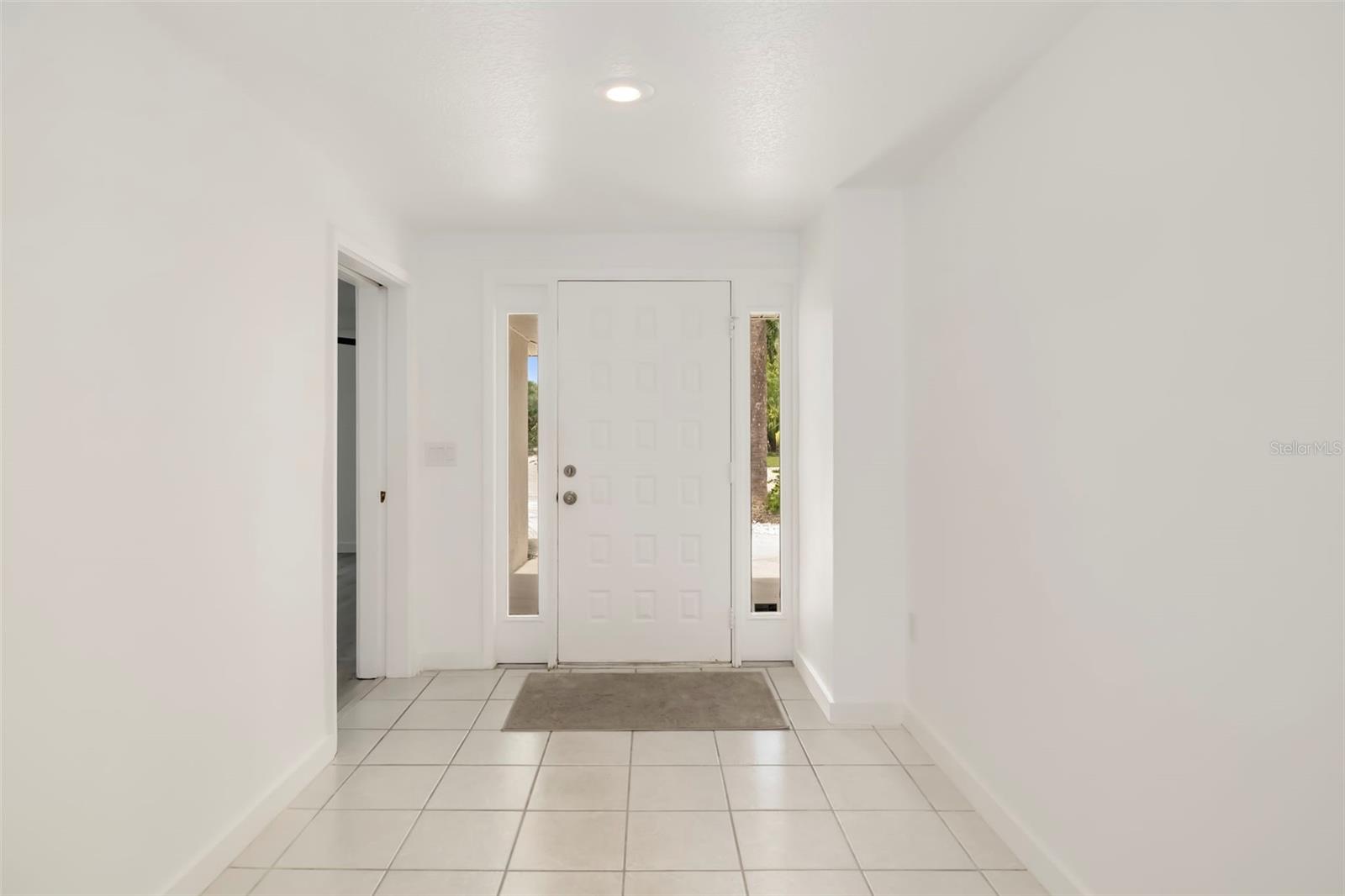 708 GARFIELD DR — photo 3