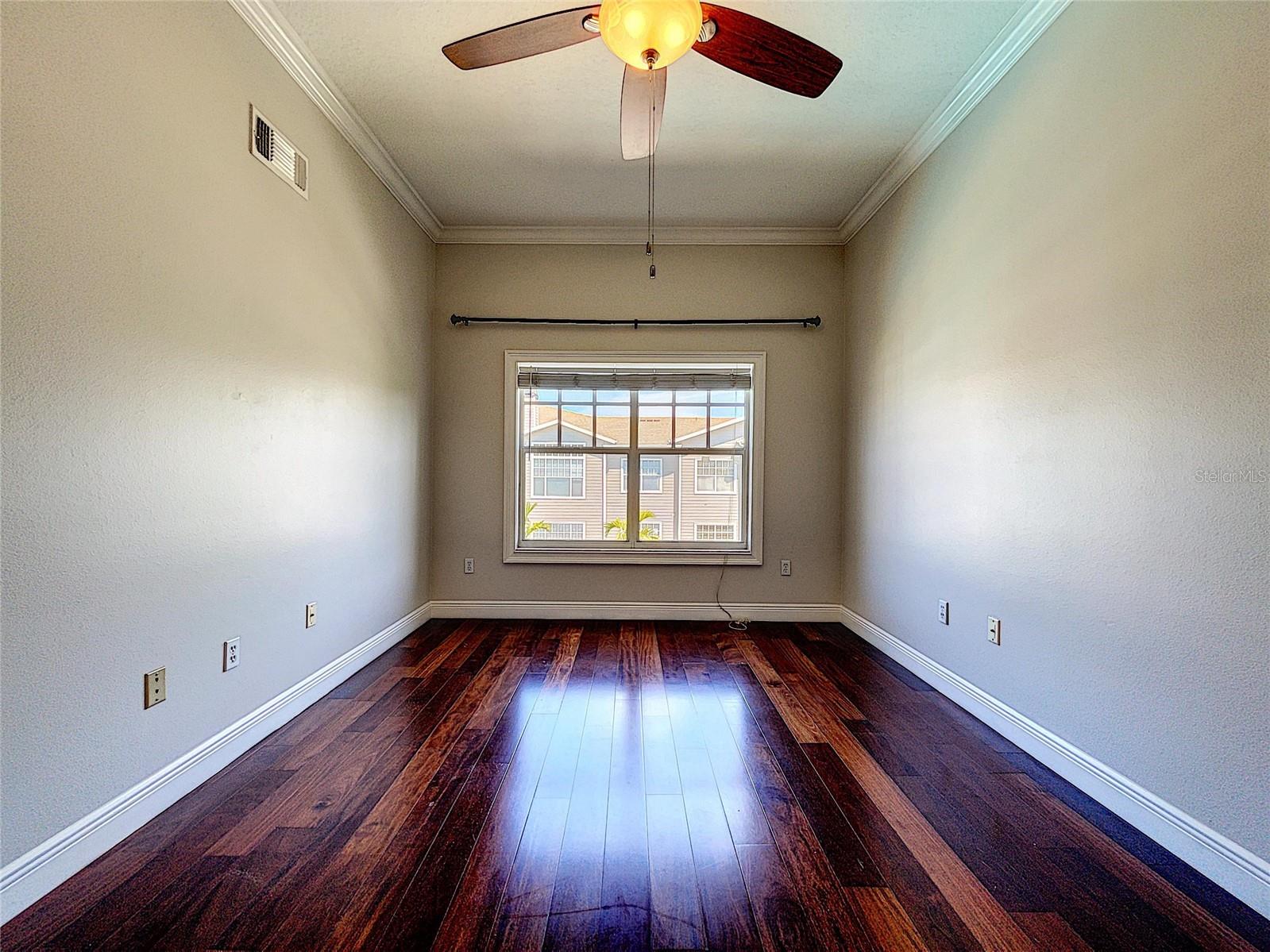 800 S DAKOTA AVE #431 — photo 2