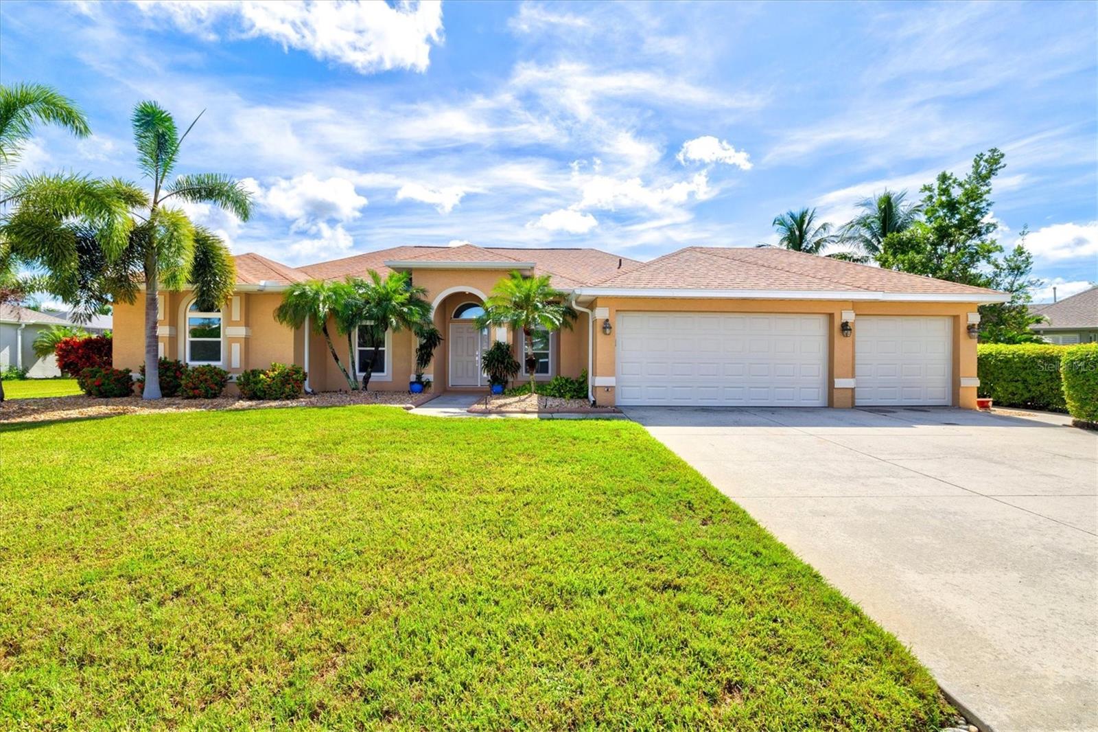 203 LAKE VICTORIA CT — photo 4