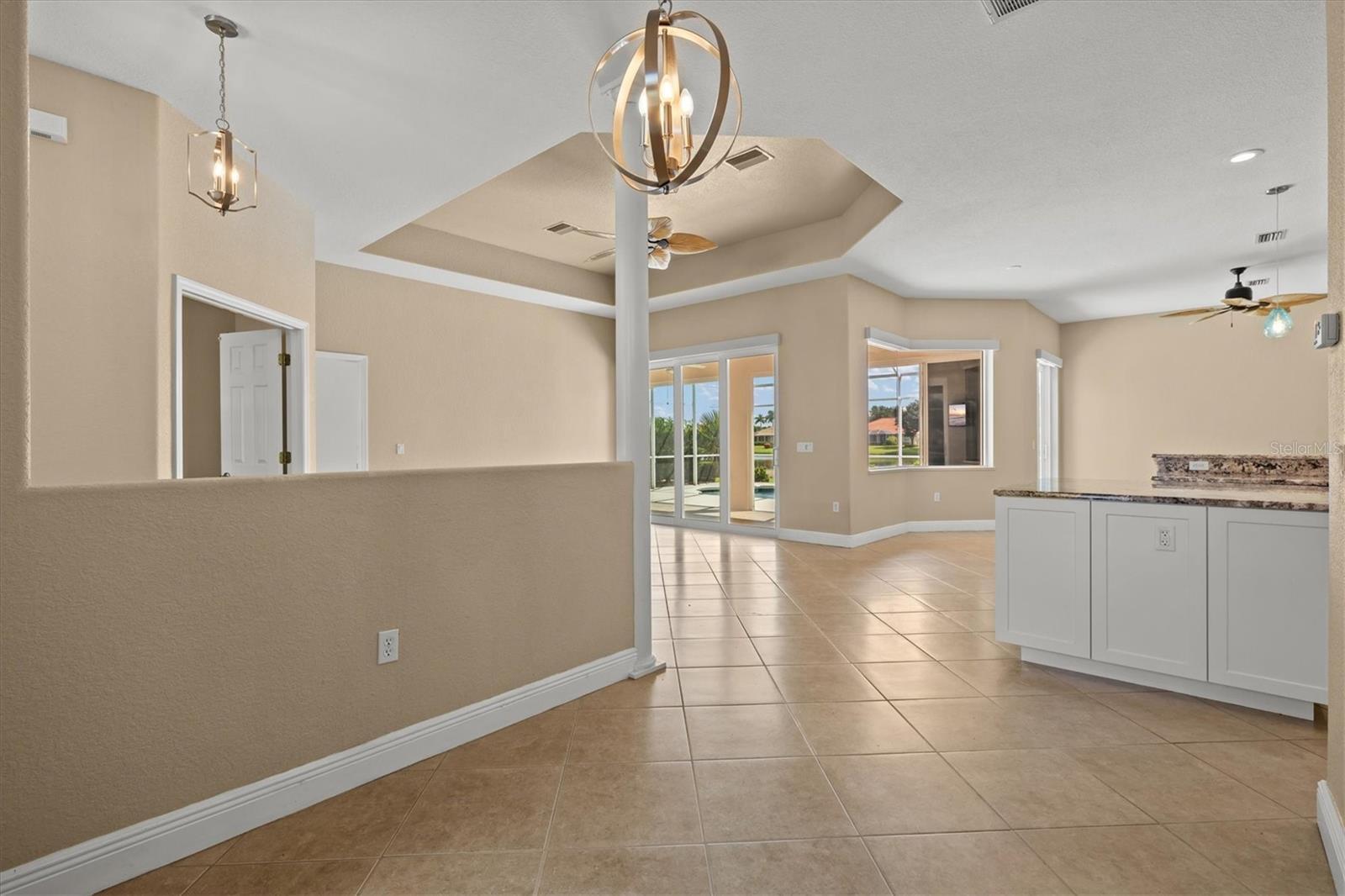 203 LAKE VICTORIA CT — photo 17