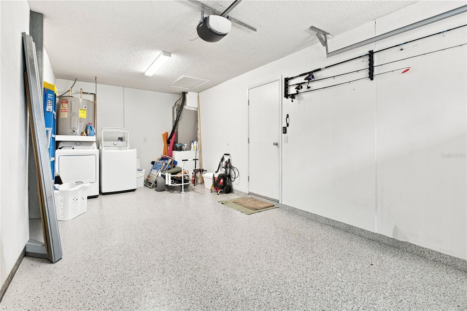 864 FRANKLIN CIR — photo 24