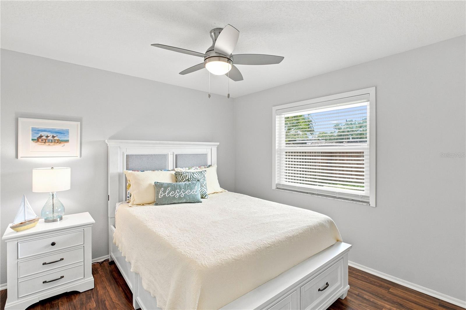 864 FRANKLIN CIR — photo 17