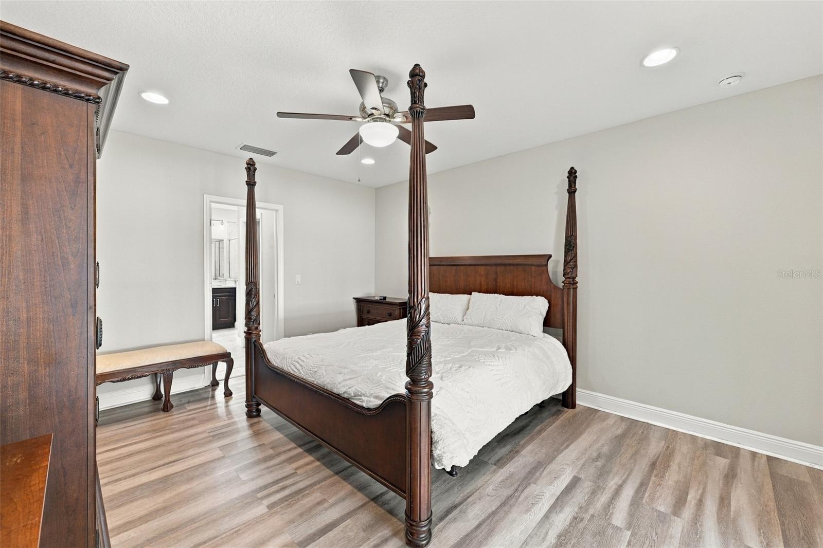 232 CLAYTON ST — photo 21
