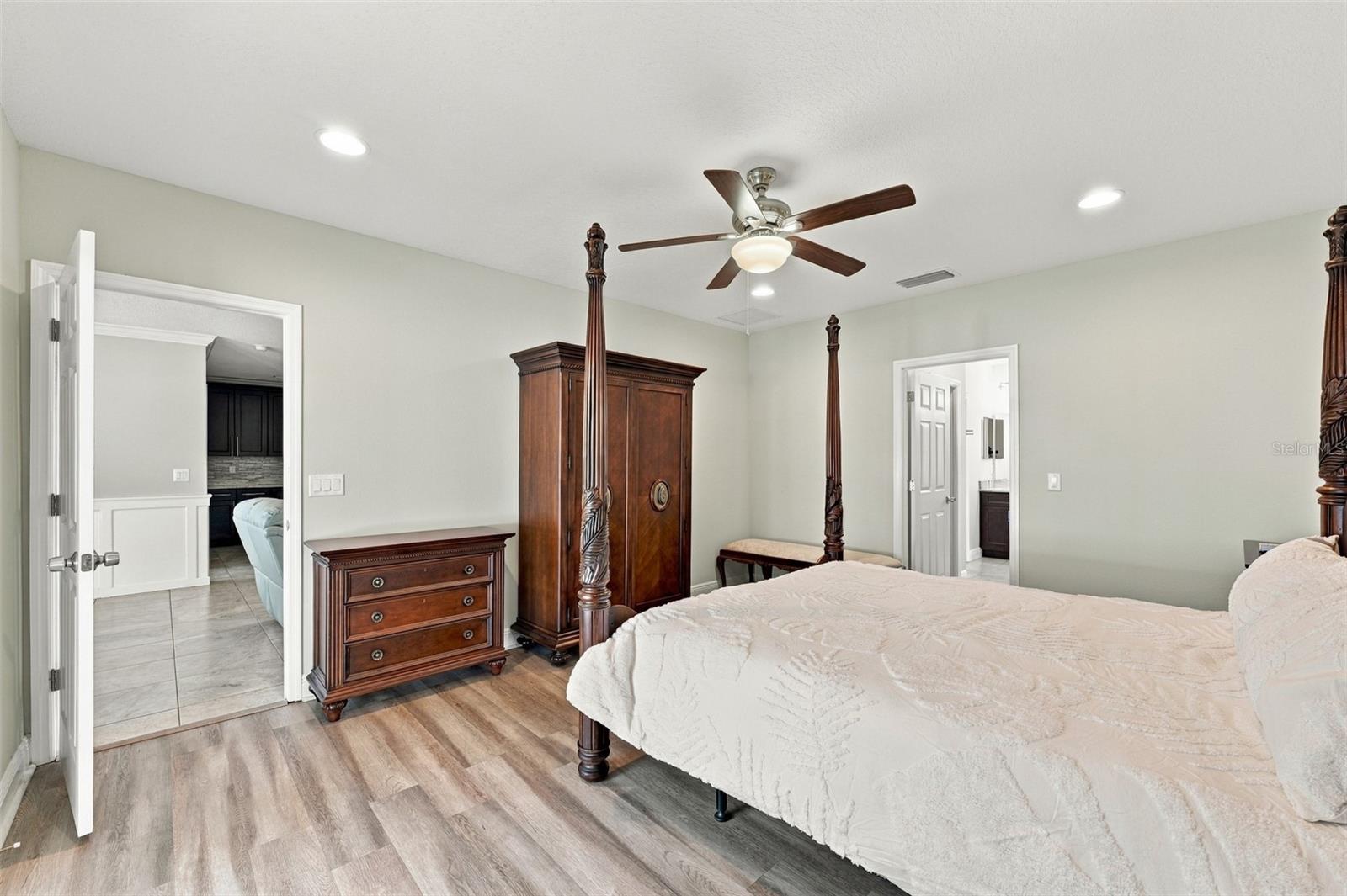 232 CLAYTON ST — photo 23