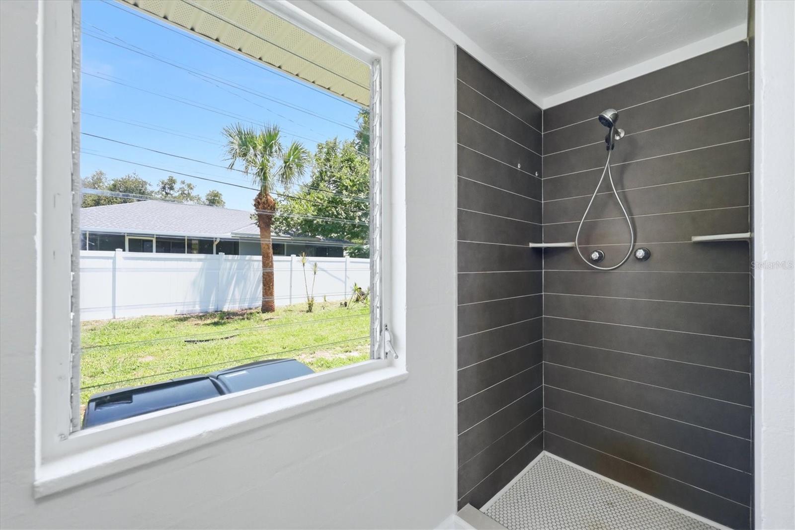 228 STANFORD RD — photo 24