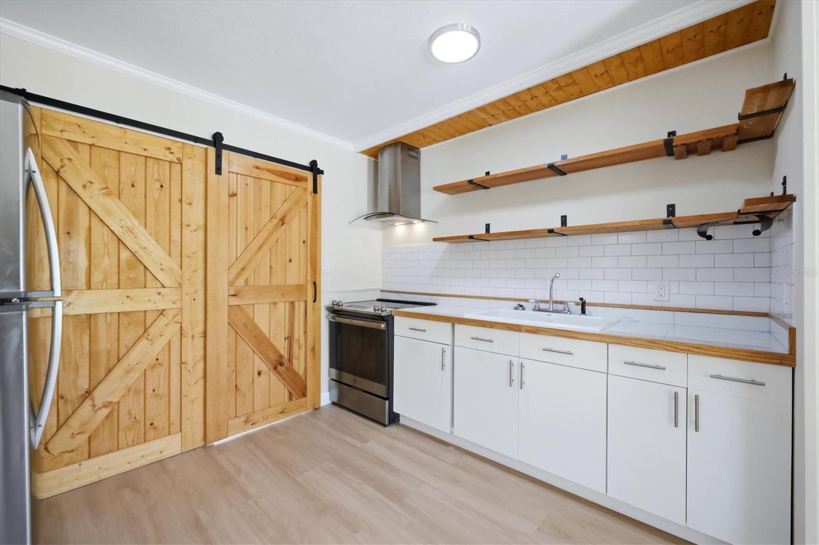 228 STANFORD RD — photo 14