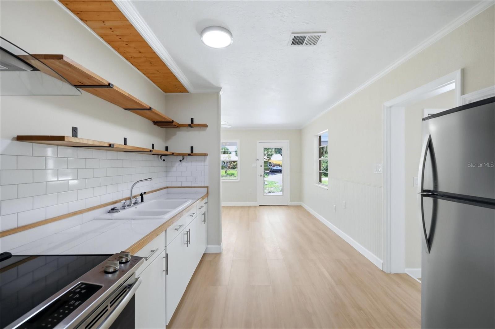 228 STANFORD RD — photo 15