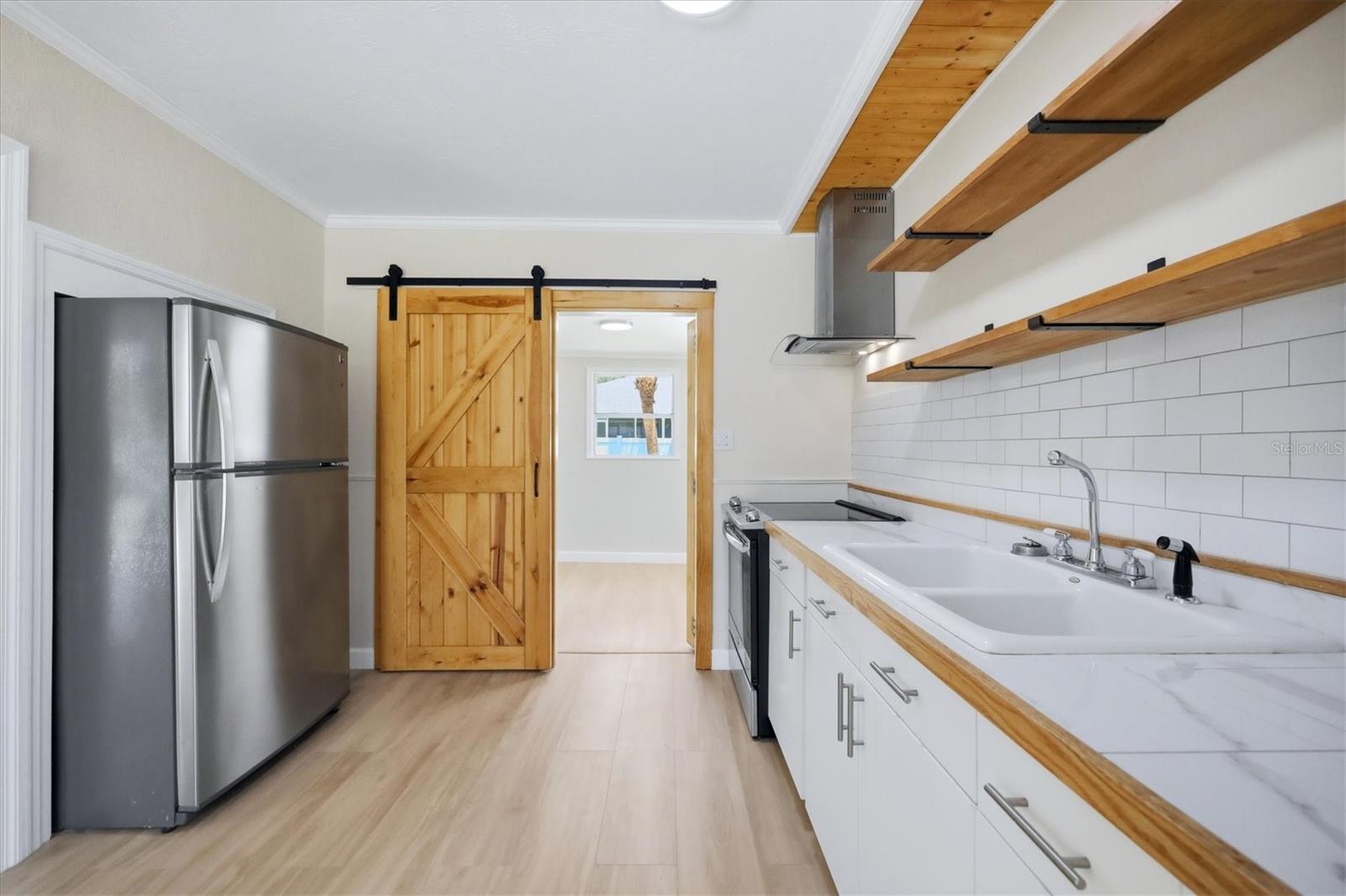 228 STANFORD RD — photo 13