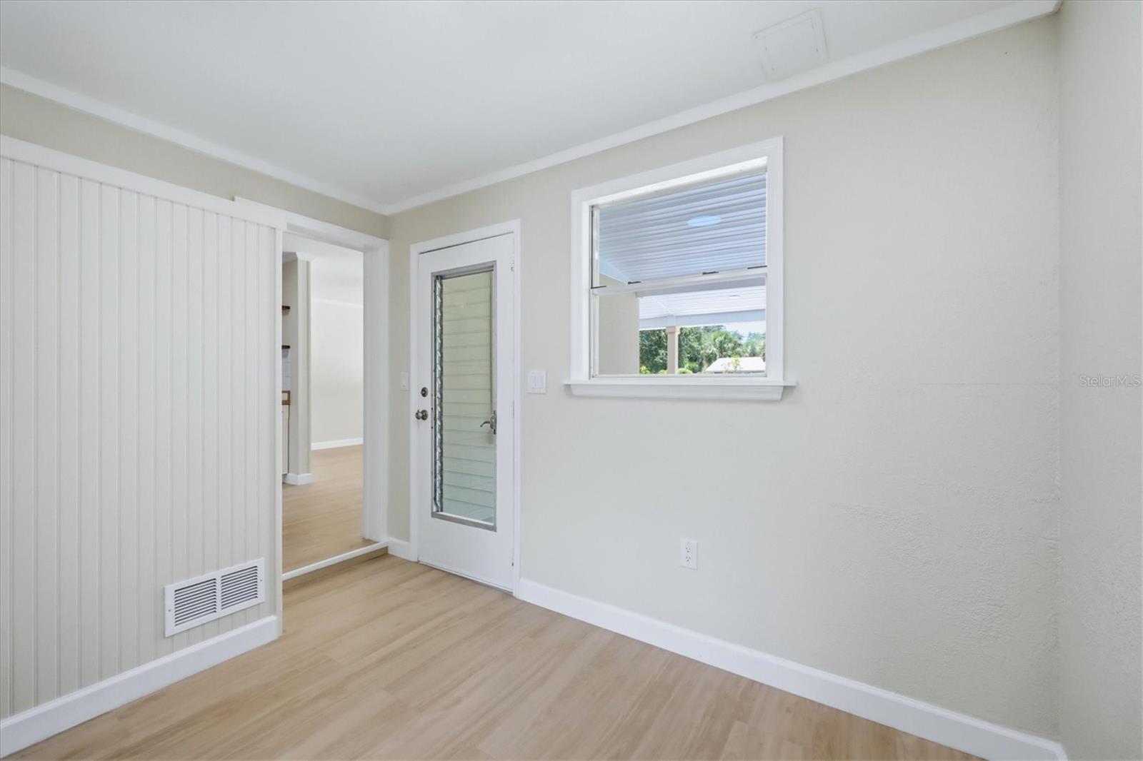 228 STANFORD RD — photo 25
