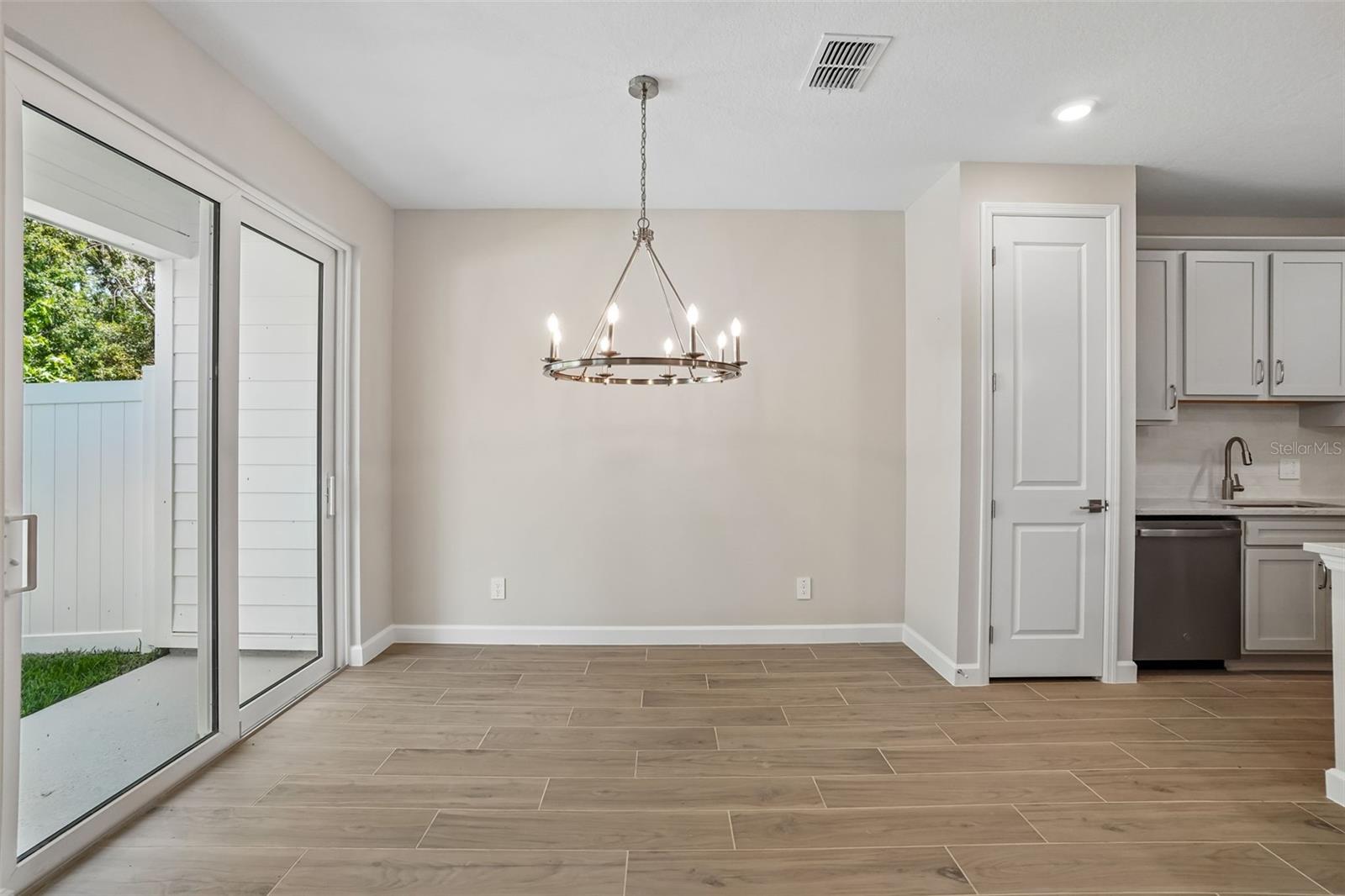 7328 DEER VALLEY CIRCLE — photo 13