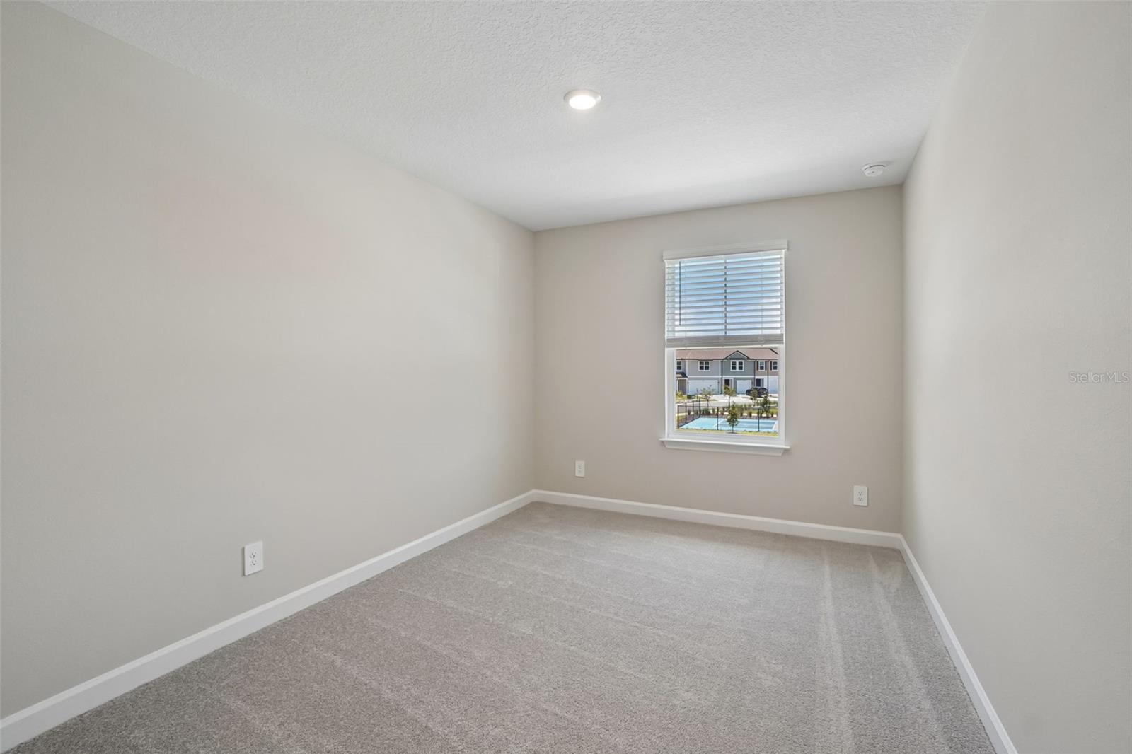 7328 DEER VALLEY CIRCLE — photo 28