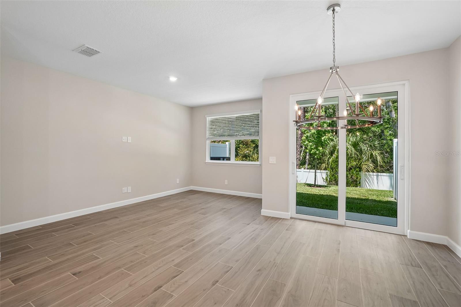 7328 DEER VALLEY CIRCLE — photo 5
