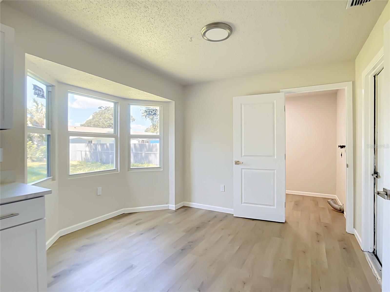 4441 MULGRAVE AVE — photo 16