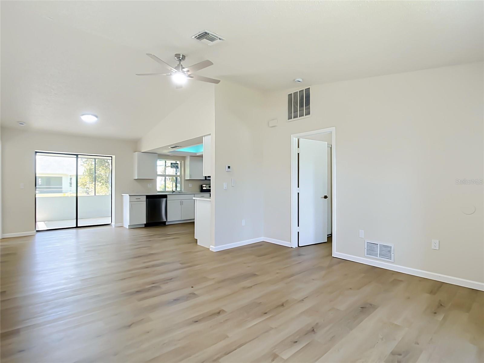 4441 MULGRAVE AVE — photo 6