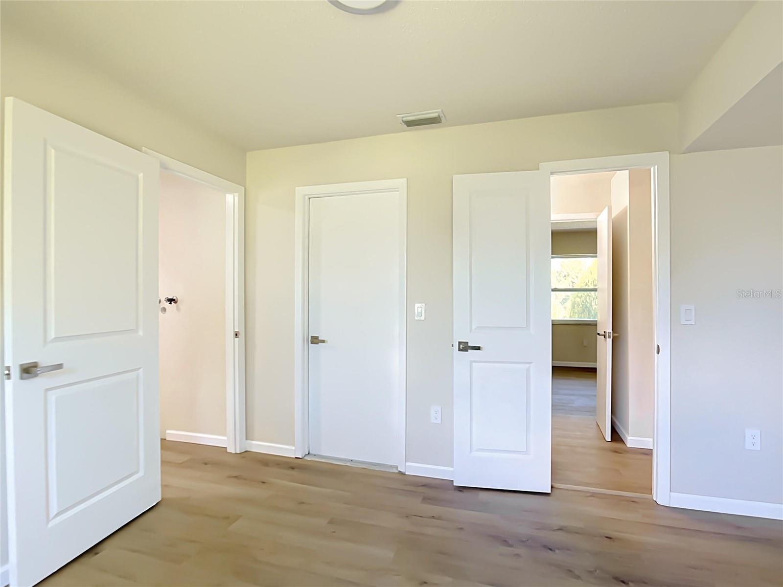 4441 MULGRAVE AVE — photo 18