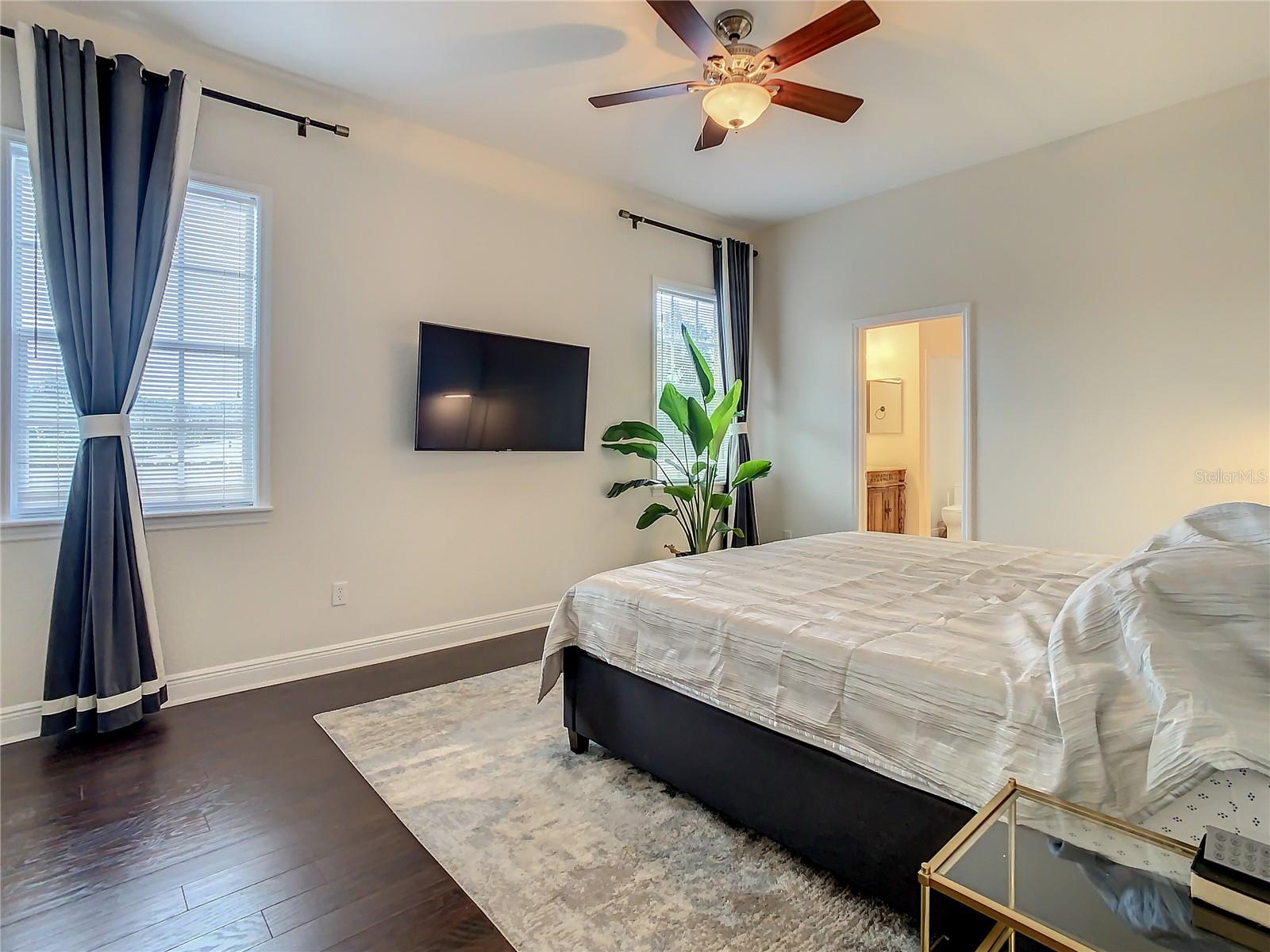 220 W MINNEHAHA ST — photo 32