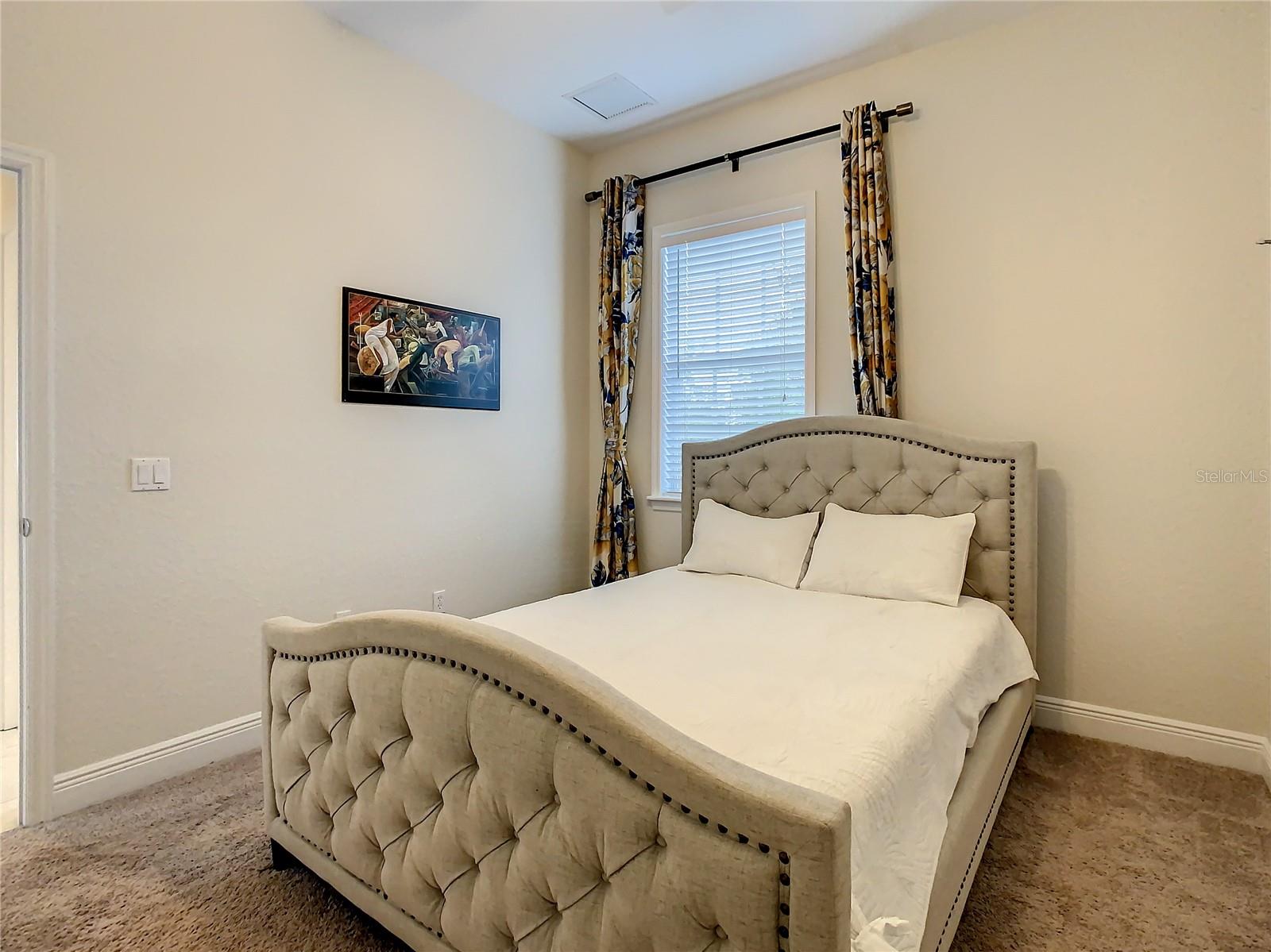 220 W MINNEHAHA ST — photo 37