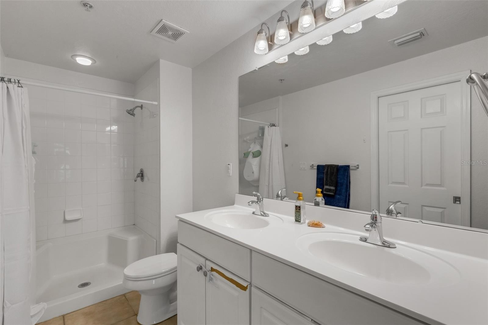 9872 MEADOW FIELD CIR #503 — photo 15