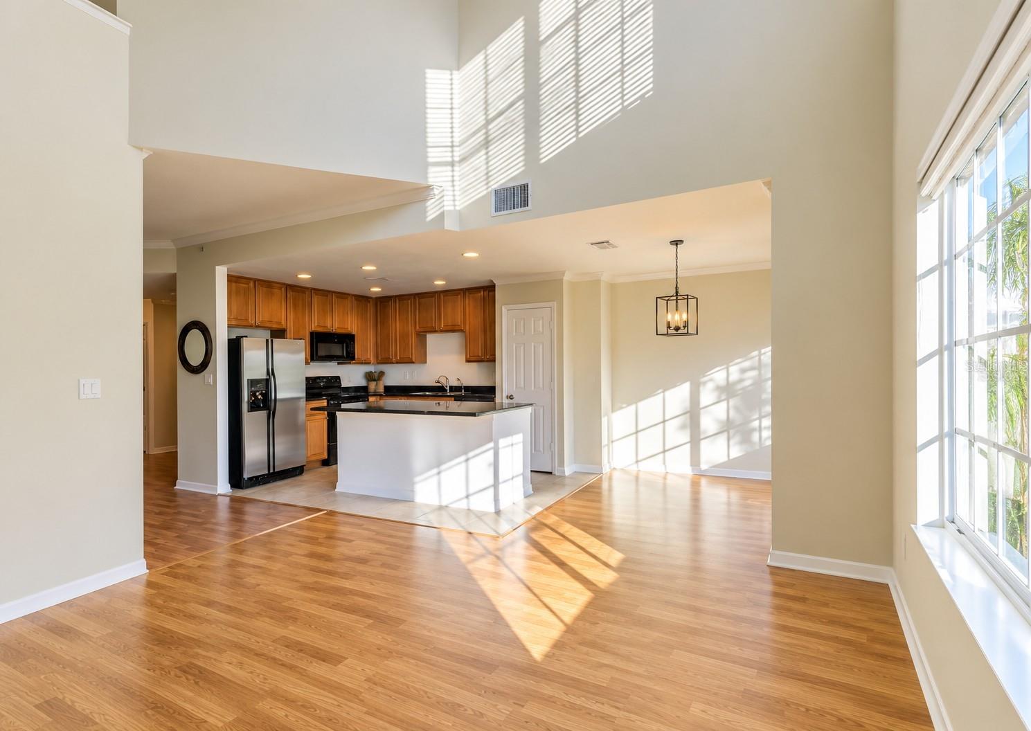 9872 MEADOW FIELD CIR #503 — photo 3