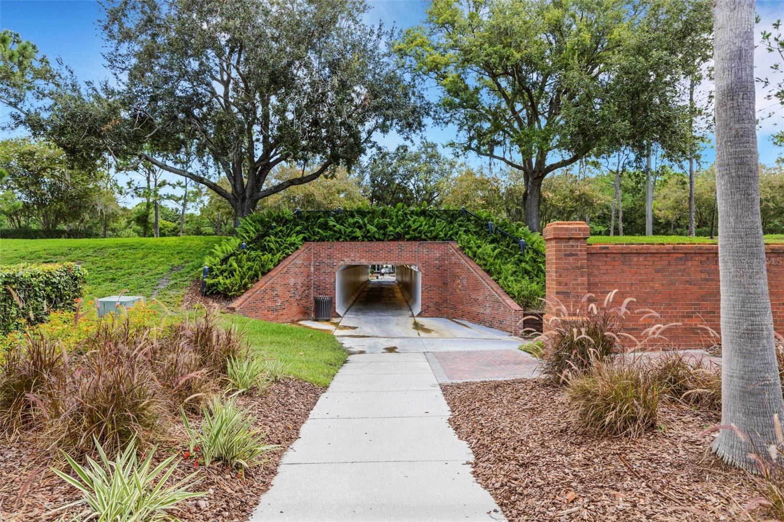 9872 MEADOW FIELD CIR #503 — photo 31