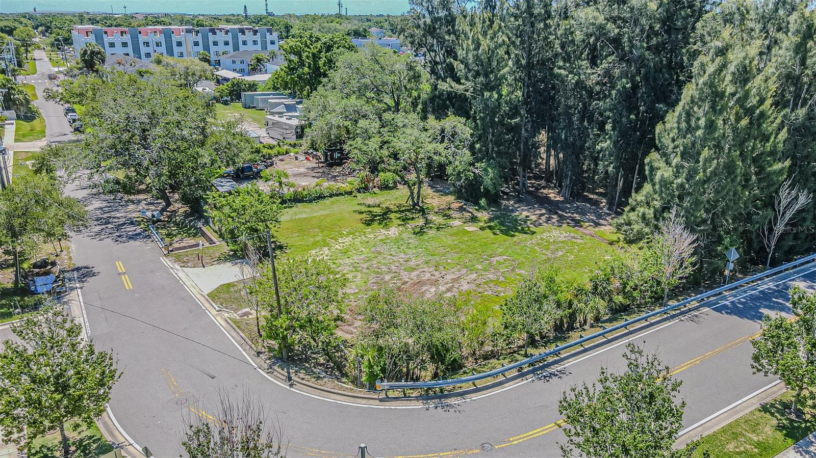4904 W PAUL AVE — photo 4